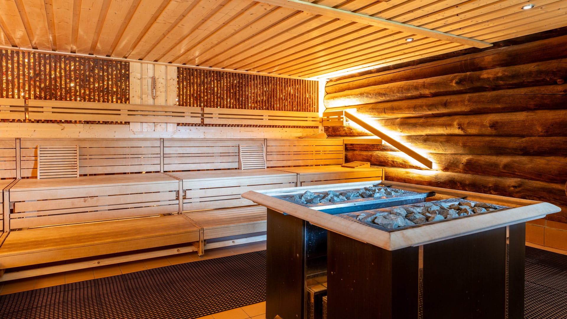 Finnische saune aquaplex innenansicht
